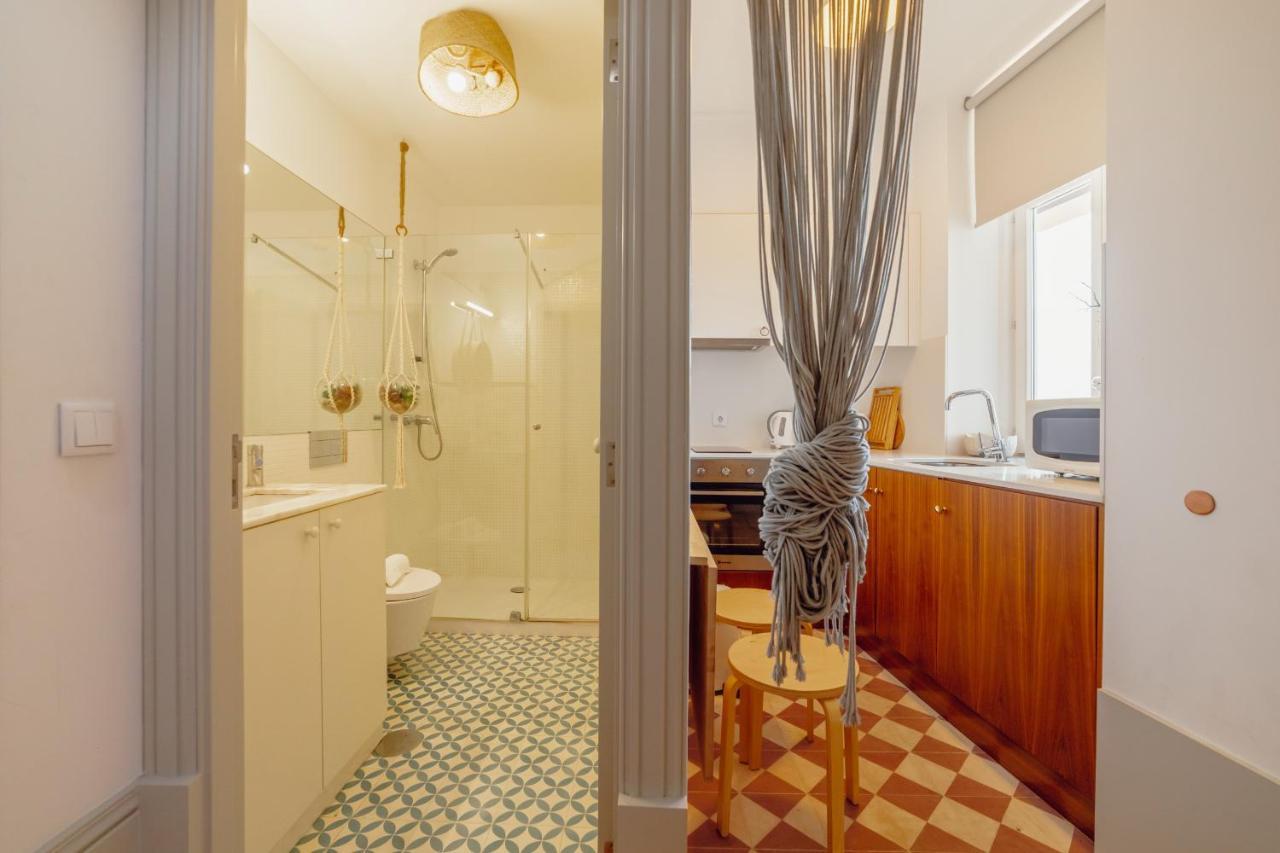 Downtown Modern Studio With Terrace By Vacationy Porto Bagian luar foto