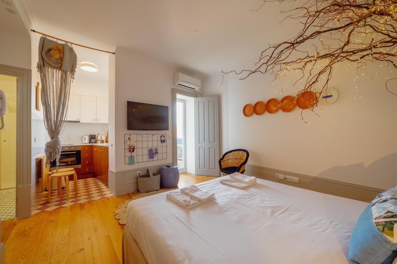 Downtown Modern Studio With Terrace By Vacationy Porto Bagian luar foto